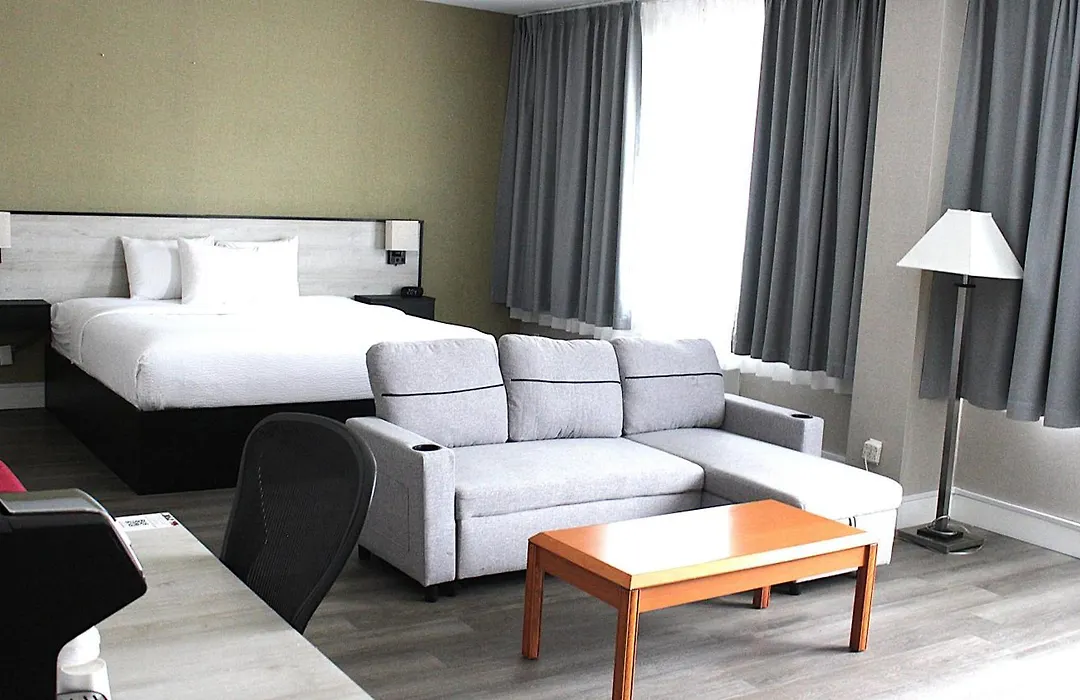 Ramada Plaza By Wyndham Montreal-1